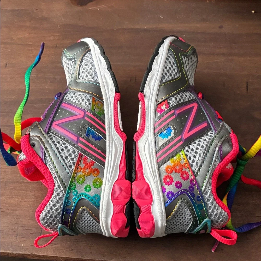 New Balance Kids' Sneakers with Rainbow Laces - Picture 3 of 6